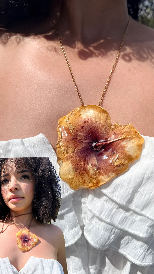 Eternal Bloom — Exotic Poppy Interchangeable Necklace Set No .05