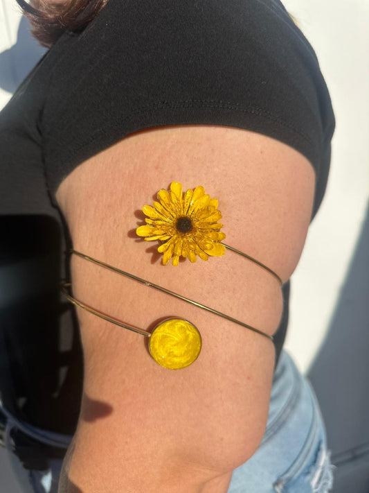 XL arm cuff sunflower (plus size)