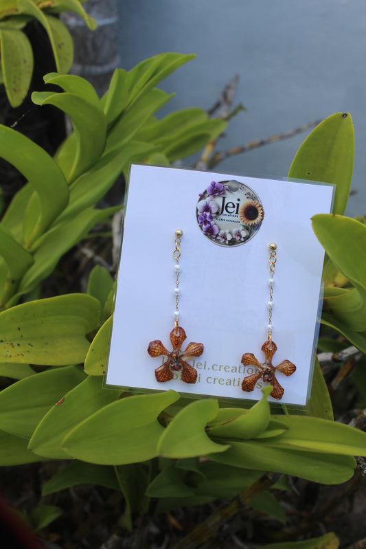Extra baby Orchid pearl earings