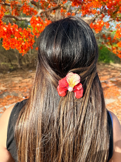Flamboyan Bloom Hair Clip & Brooch 2 in 1