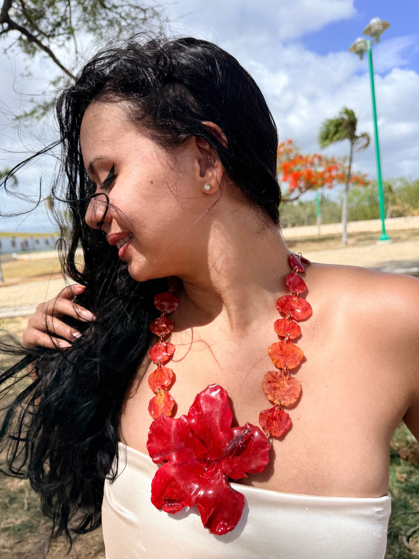 Amapola de Flamboyán Necklace