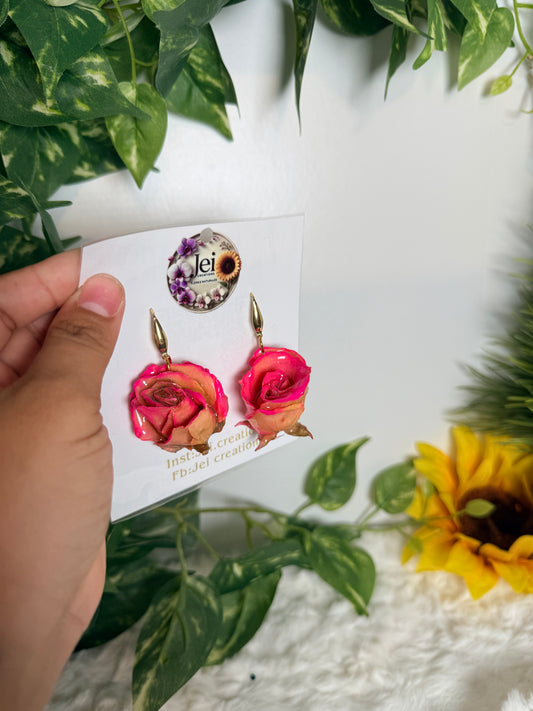 Pink rose earring