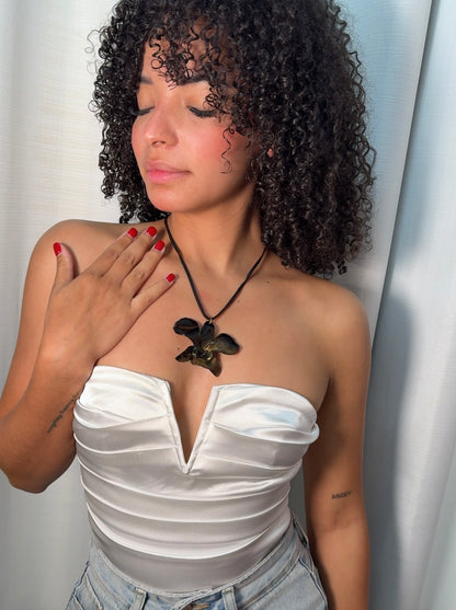 Black Orchid Dendrobium Choker