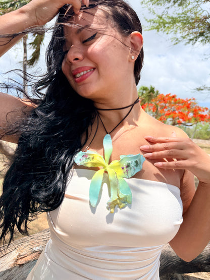 Cattleya Garden Statement Choker