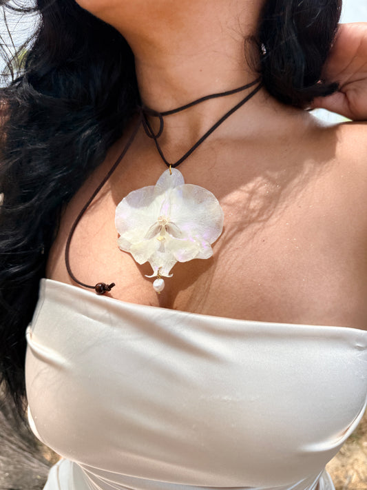 Ivory Phalaenopsis Pearl Choker