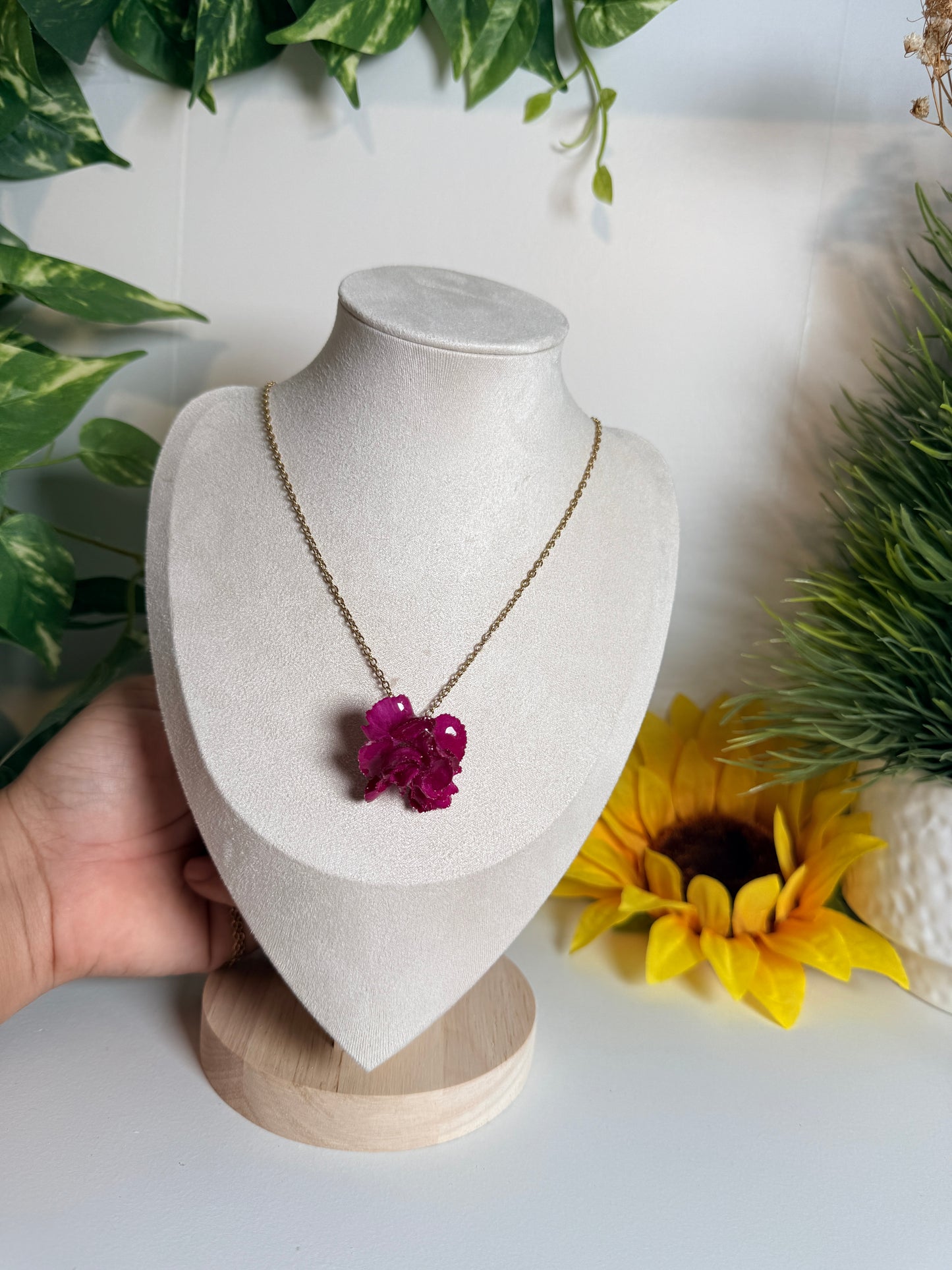 Mini Clavel necklace