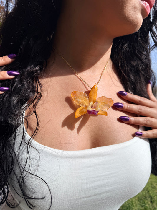 Golden Cattleya 2-in-1 Necklace & Hair Clip