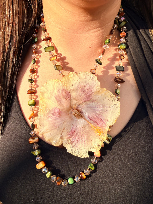 Golden Blush Exotic Poppy 2-in-1 Necklace/hairclip