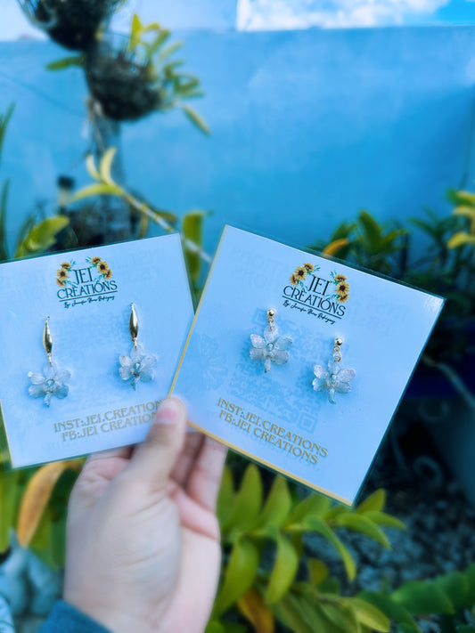Extra Baby White Orchid Vanda Earings