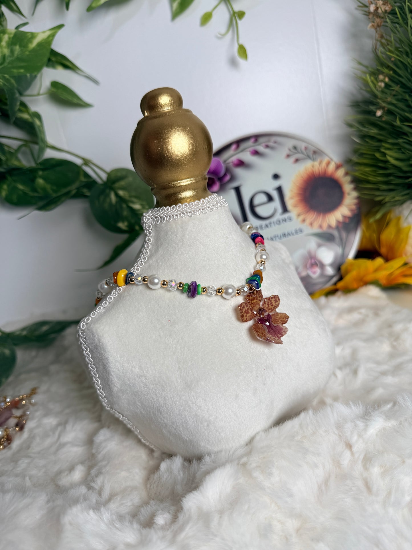 Chromapetal Necklace