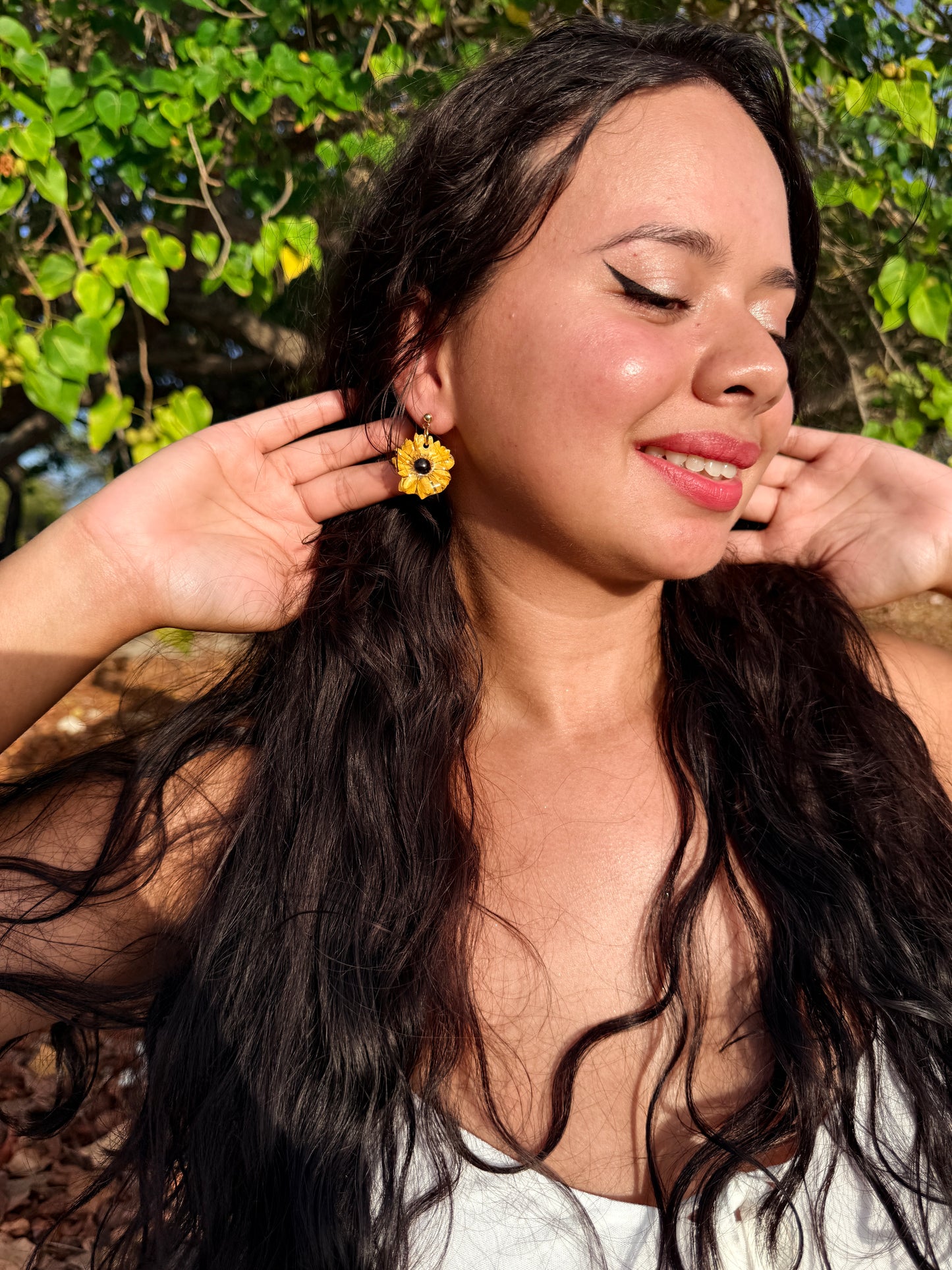 Extra mini sunflower earring