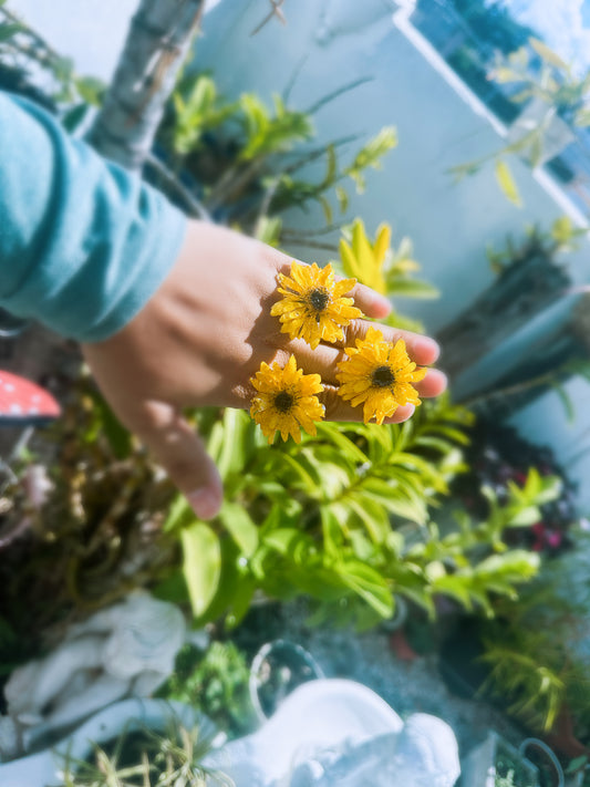 Sunflower ring