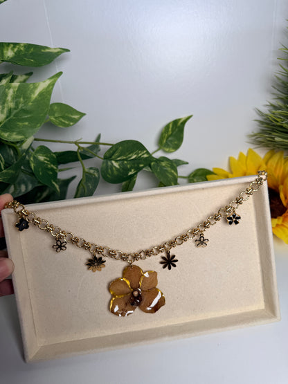 Orchid mini vanda Charm necklace