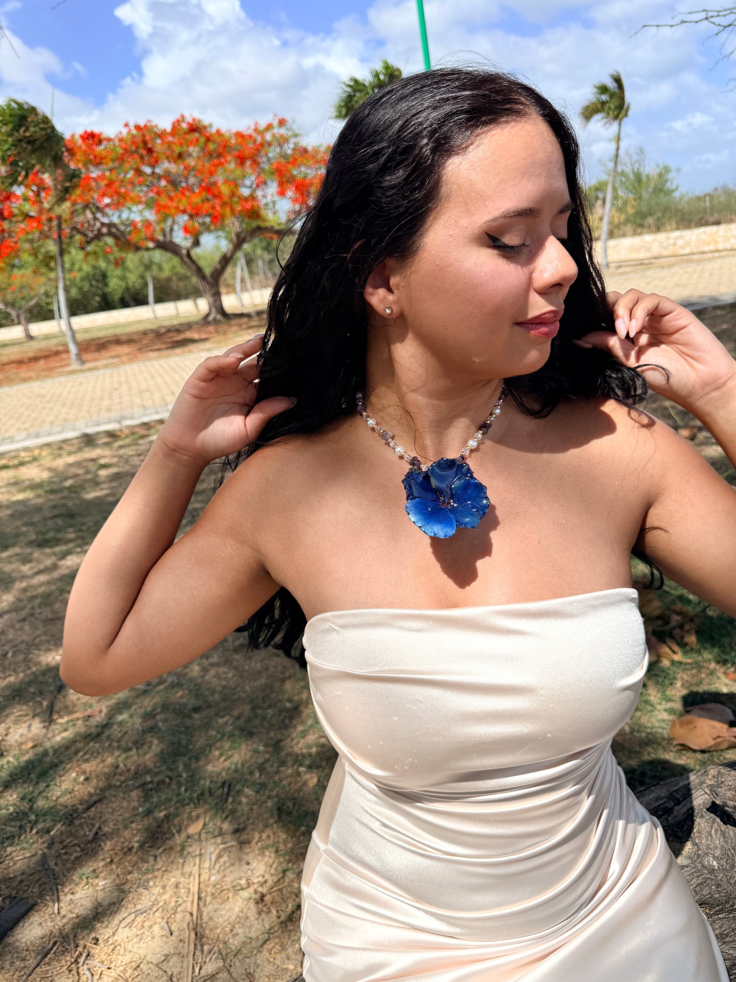 Blue Flamboyán Gemstone Necklace