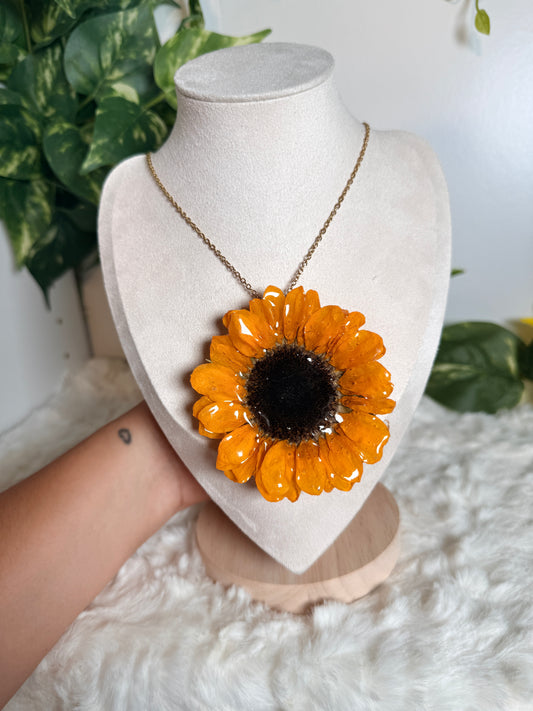 Sunflower Statement Bloom Necklace 🌻