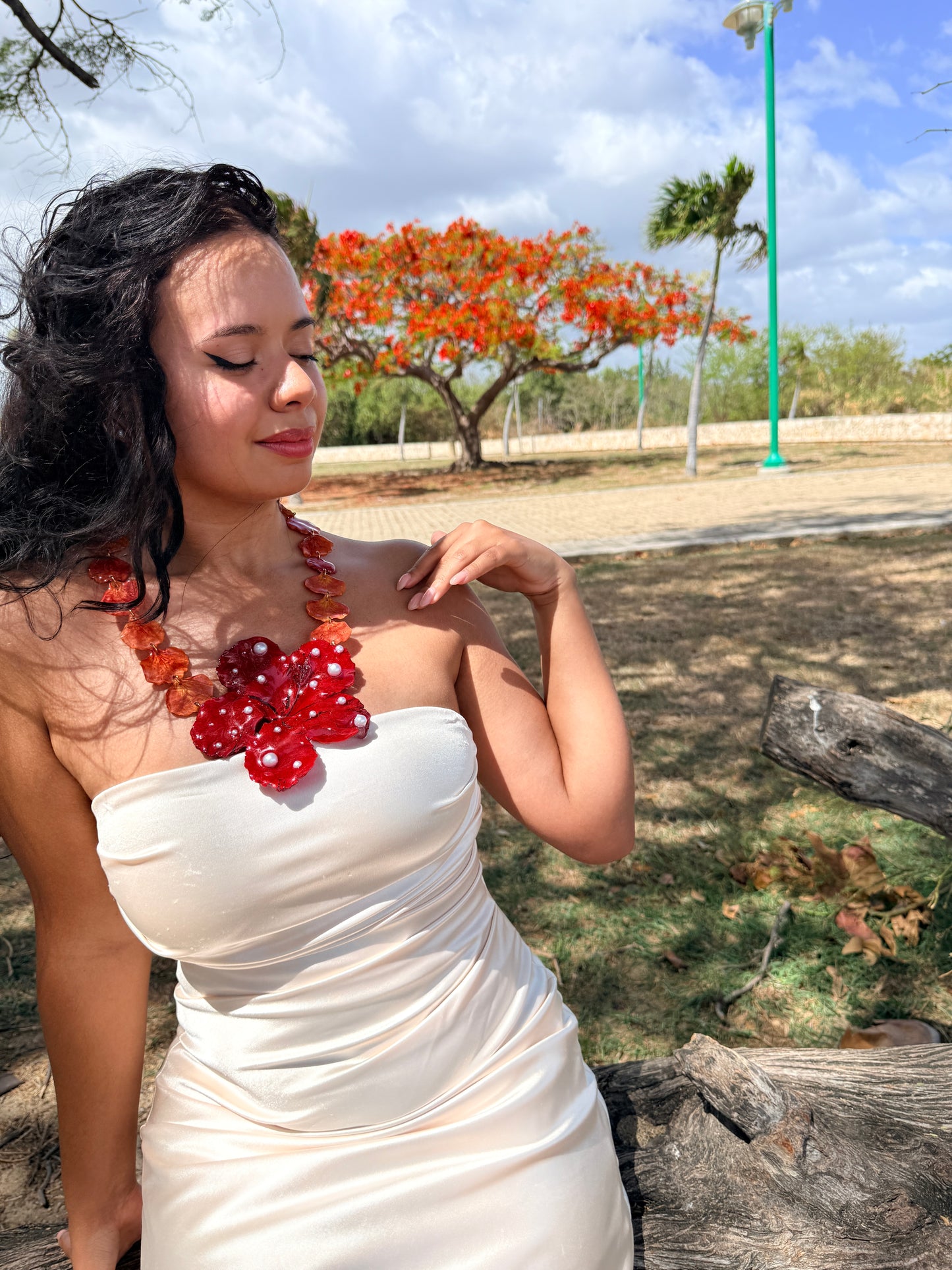 Flamboyán Poppy Pearl Necklace