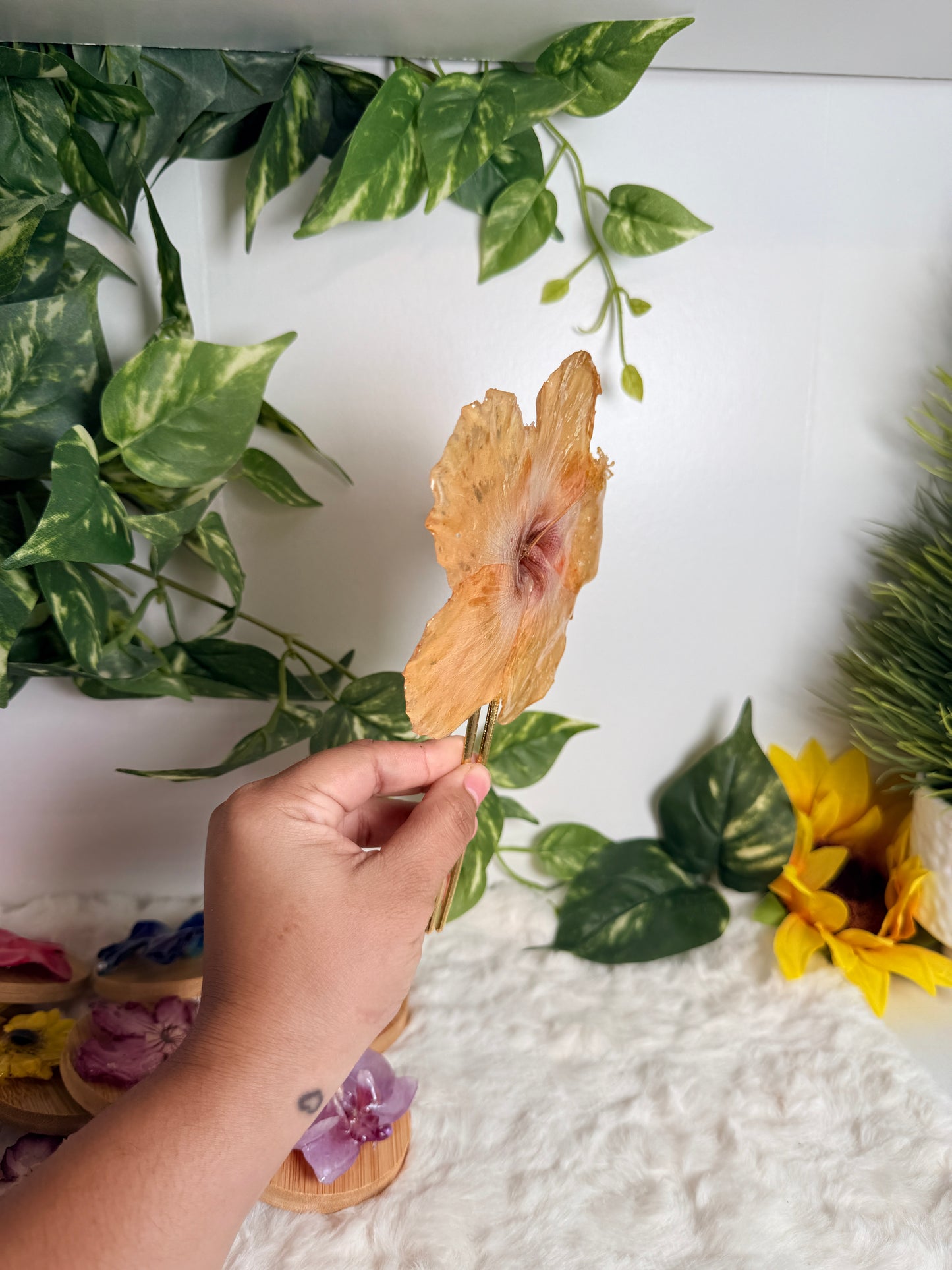 Golden Aura Hair Fork