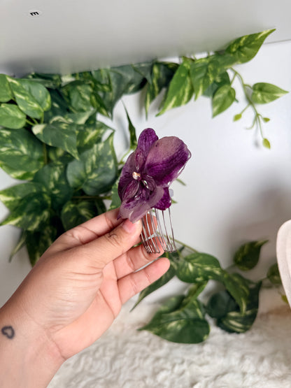Violet Eclipse – Orchid Hair Comb