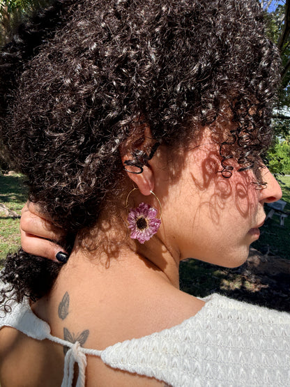 Mini Daisy earings 💜