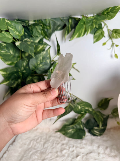 Arctic Pearl – Orchid Hair Comb