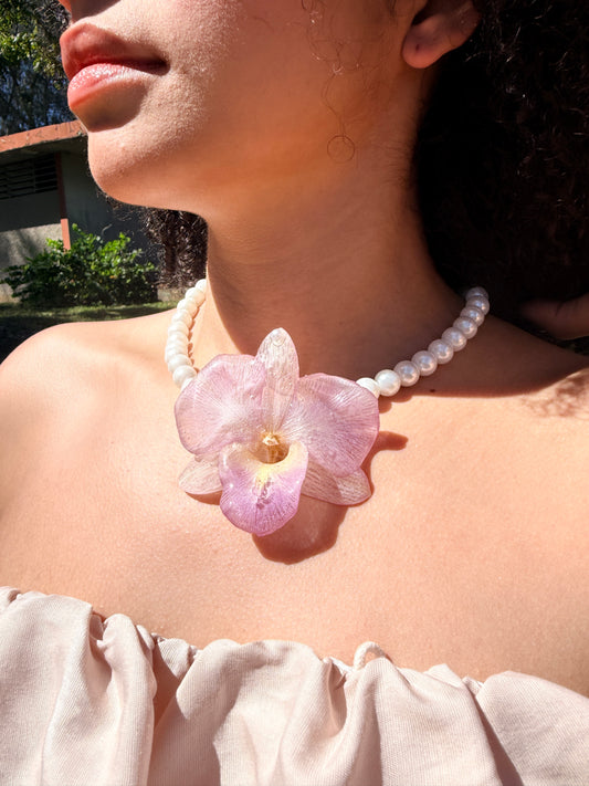 Pinky Orchid pearl necklace Choker