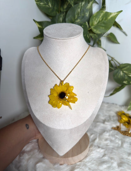 Sunflower necklace