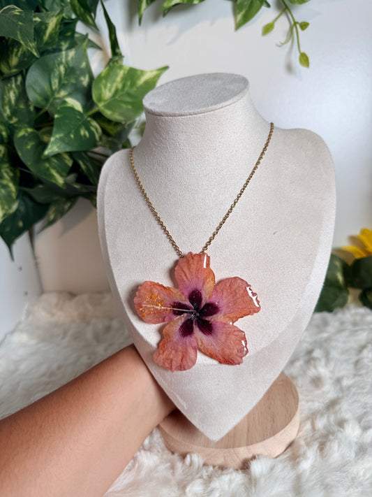 Exotic Peach Mini Bloom Necklace