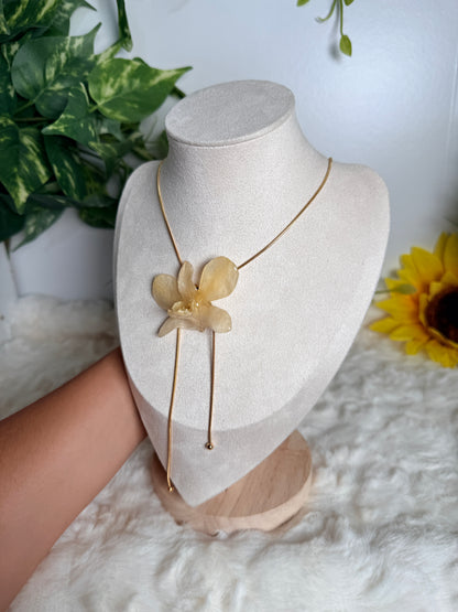Ivory Bloom – Lariat Orchid Necklace
