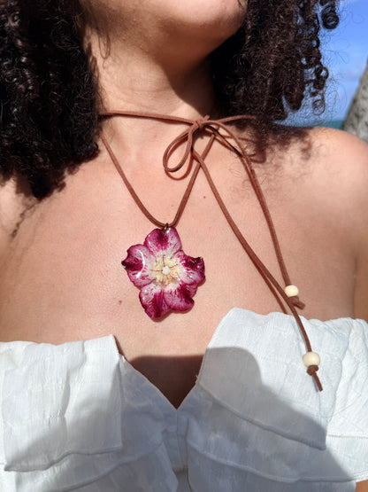 Exotic Desert Rose Leather Choker