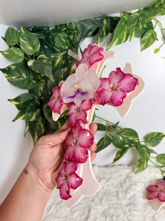 Rosé Grace Cross Decor