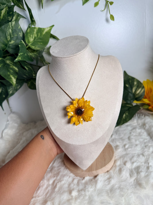 Baby sunflower necklace