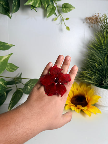 Red amapola ring