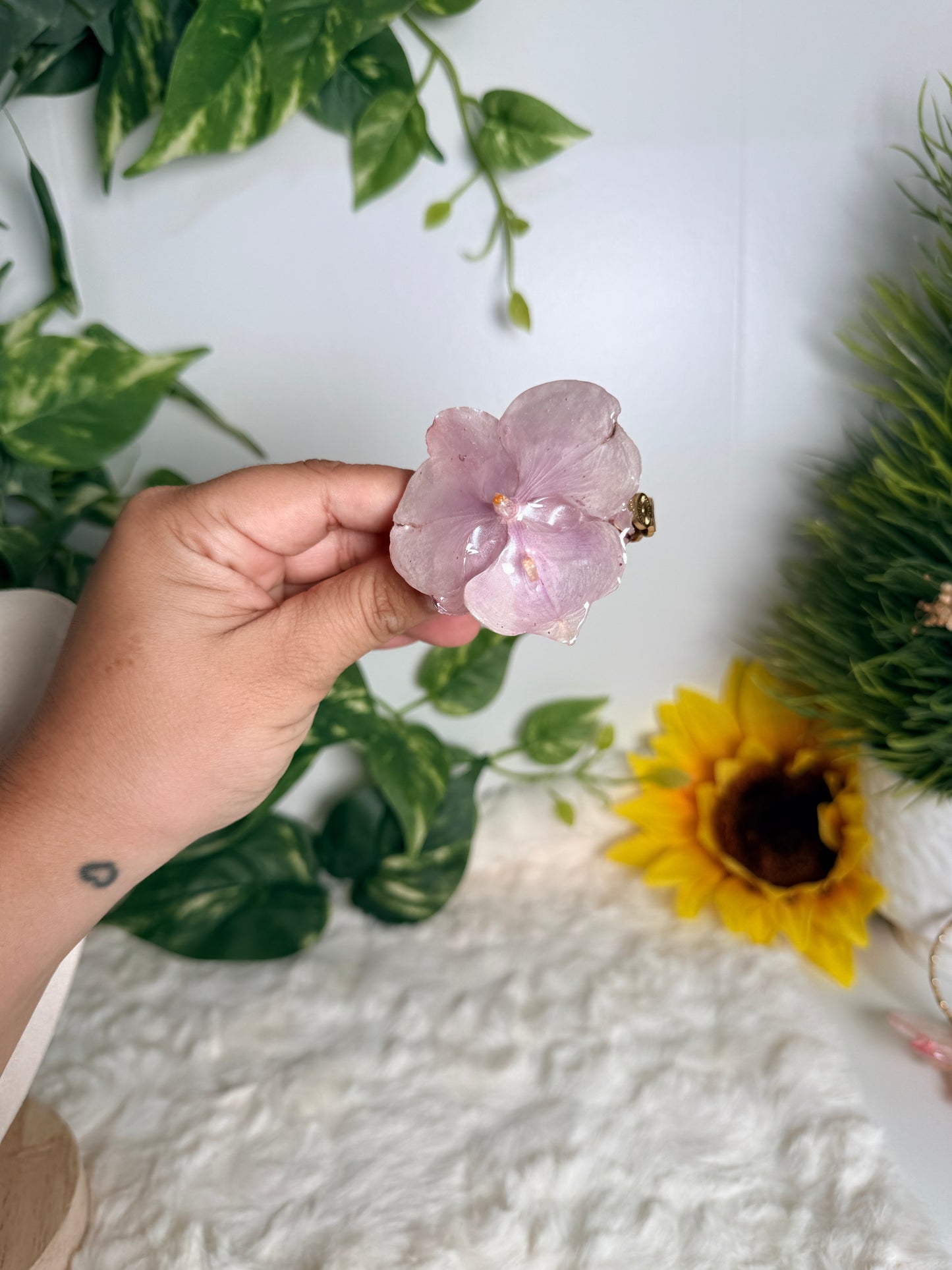 Rosy Glow – Orchid Cuff Bracelet