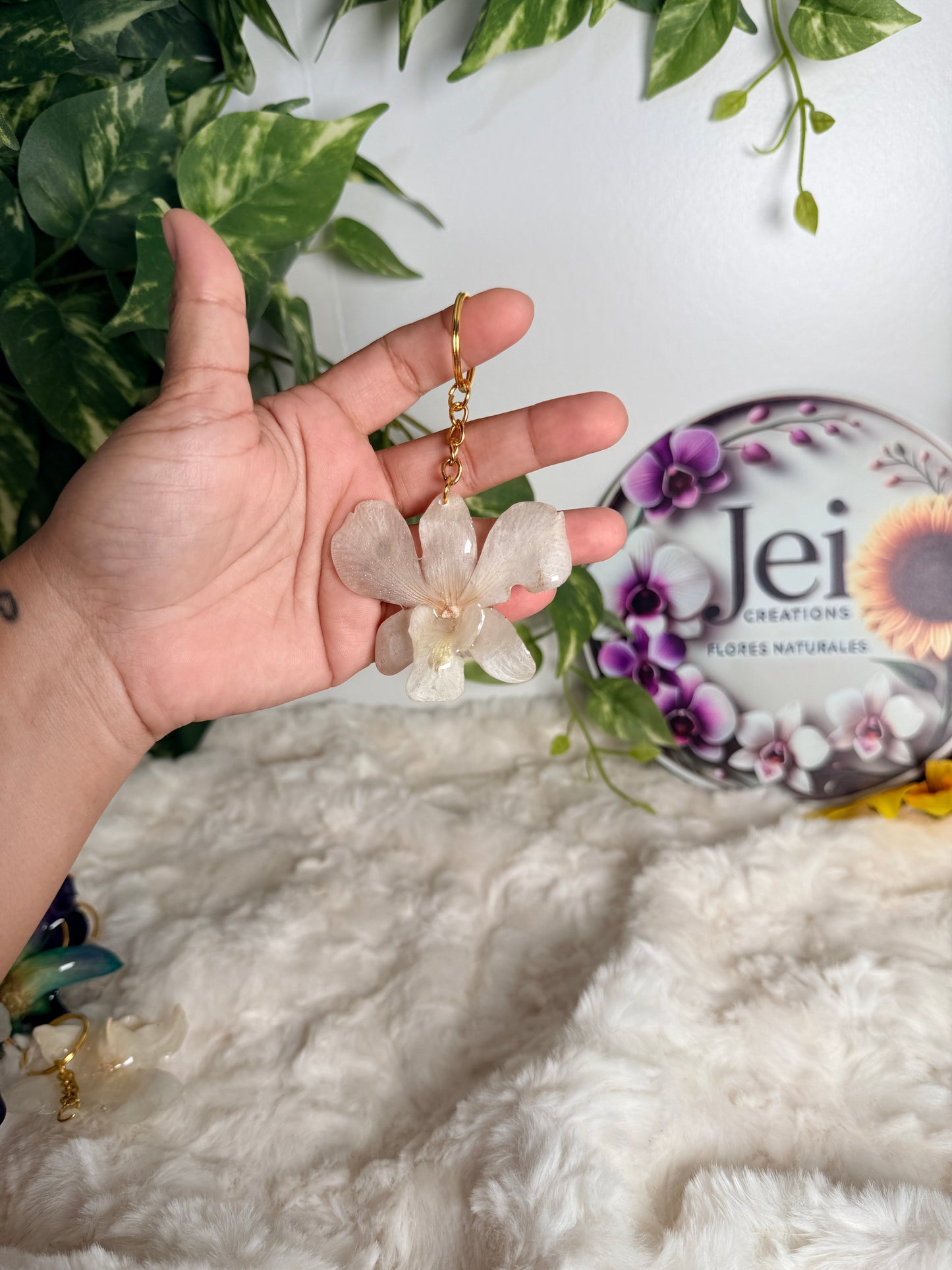 Flowers keychain