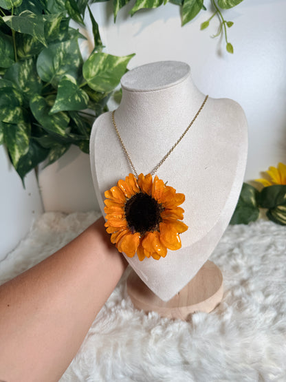 Sunflower Statement Bloom Necklace 🌻