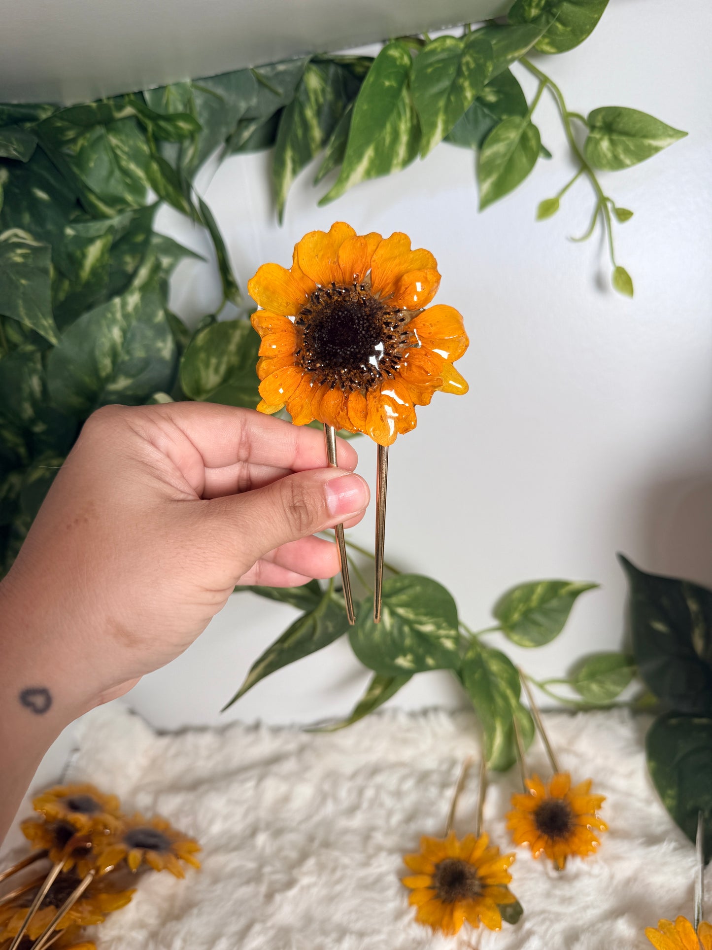 Golden Sun Bloom Hair Pin