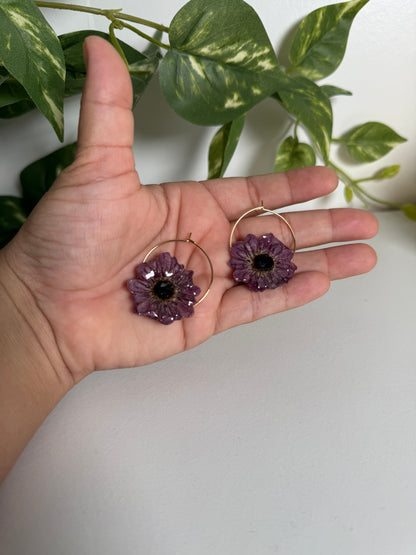 Mini Daisy earings 💜