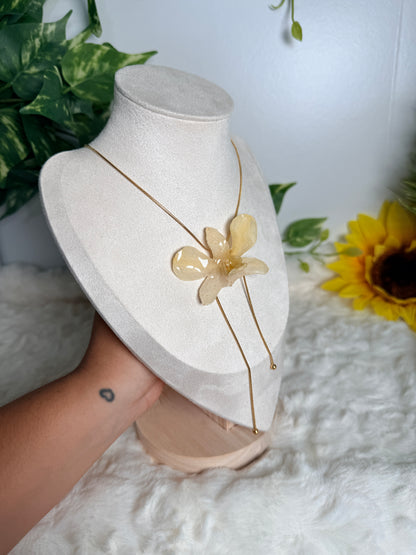 Ivory Bloom – Lariat Orchid Necklace