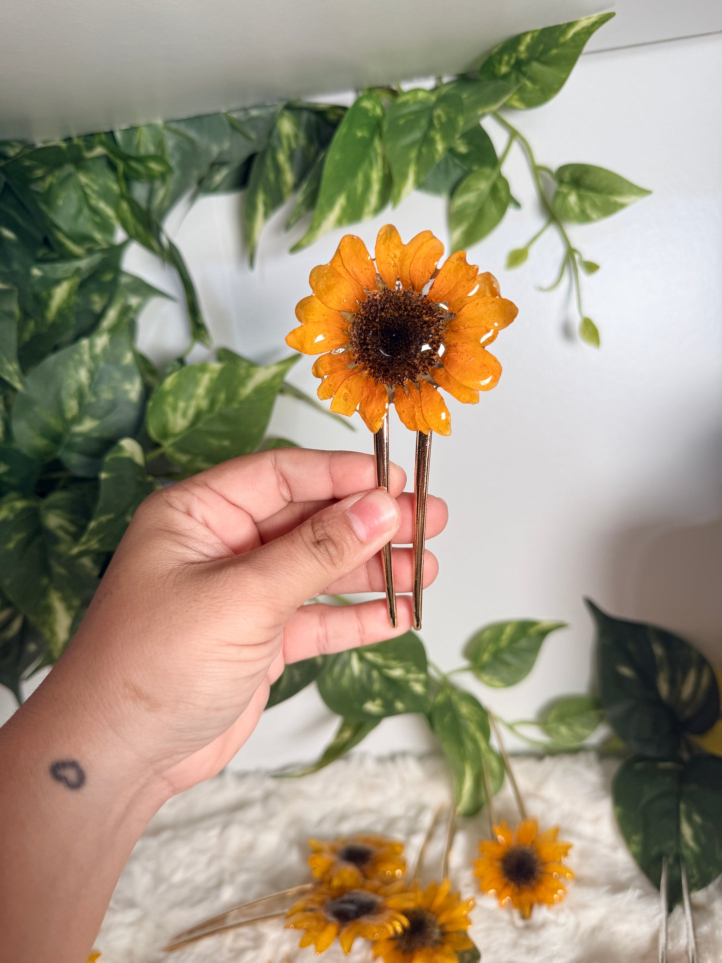 Golden Sun Bloom Hair Pin