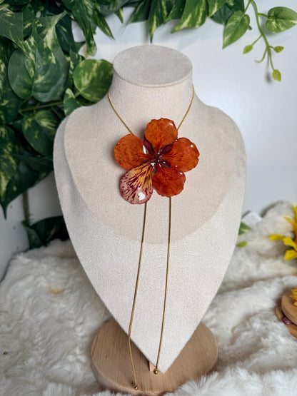 Lariat necklace (Flamboyan)