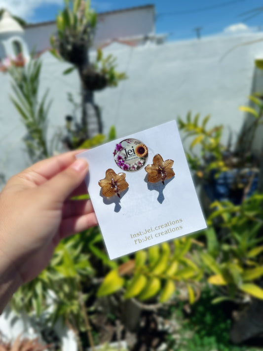 Extra baby Brown Orchid Stud