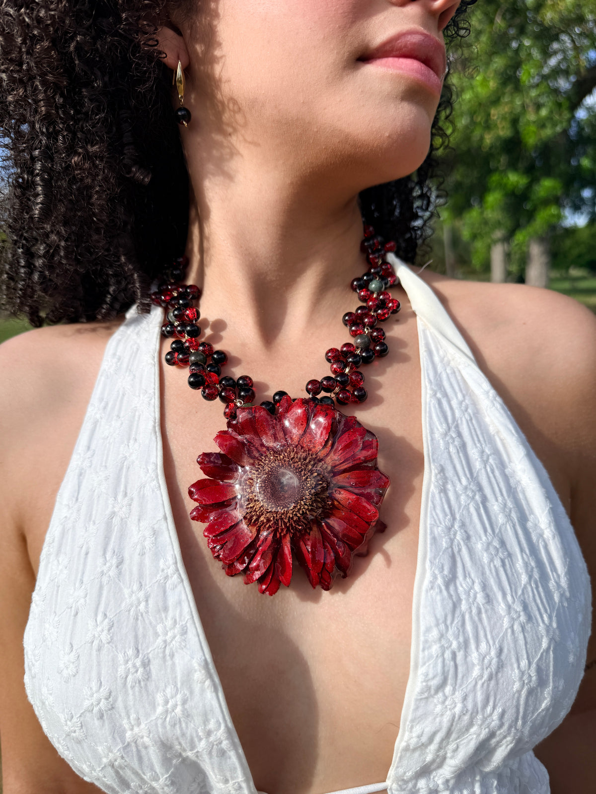 Crimson Gerbera Statement Necklace(pre-venta 16-oct)