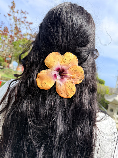 Golden Hibiscus 2-in-1 Statement Necklace