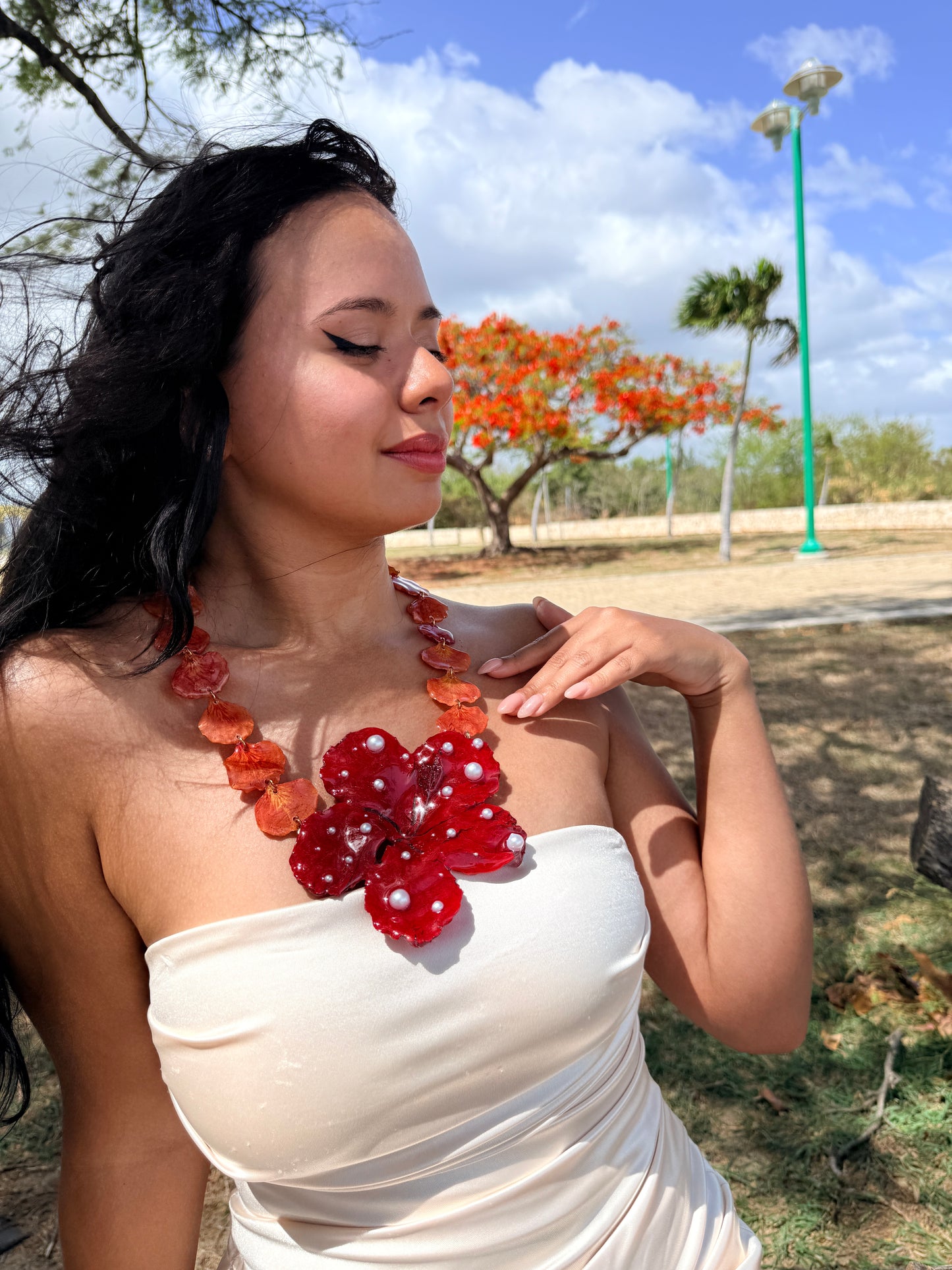 Flamboyán Poppy Pearl Necklace