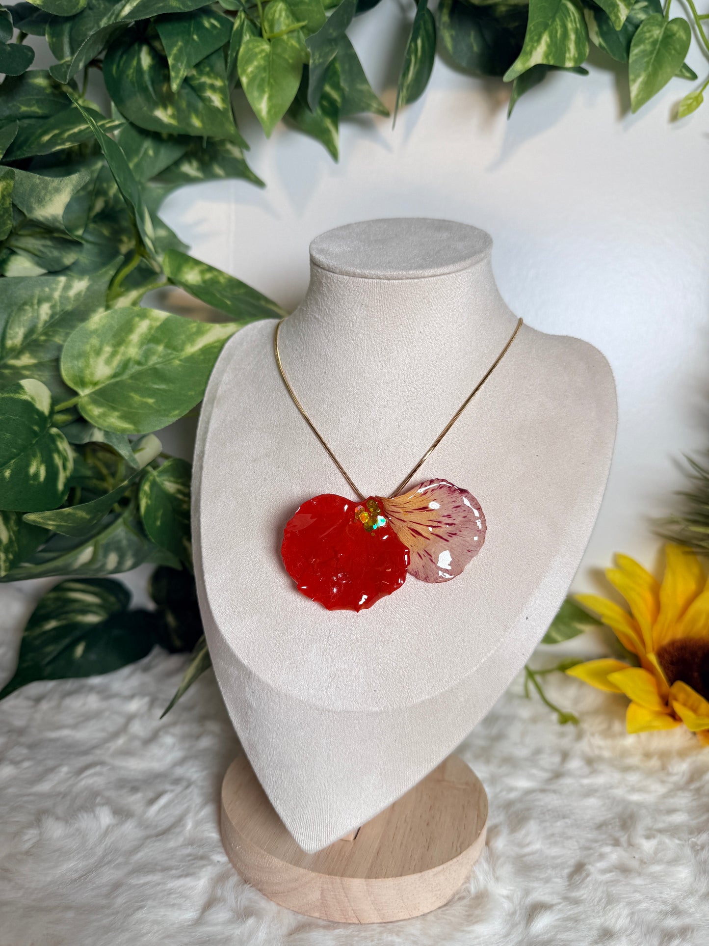 Flamboyán Petal Jewelry