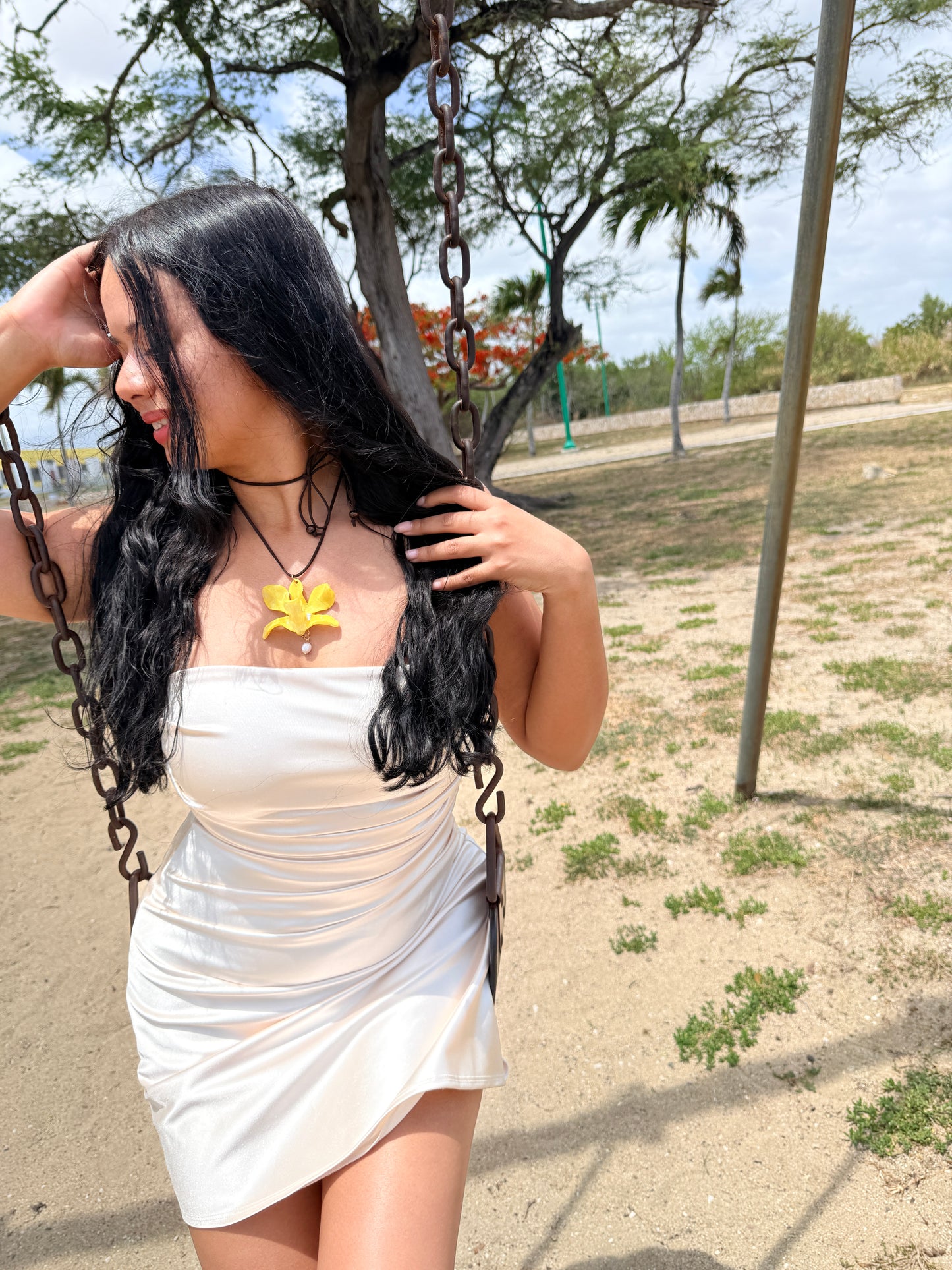 Yellow Dendrobium Pearl Choker