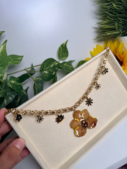 Orchid mini vanda Charm necklace