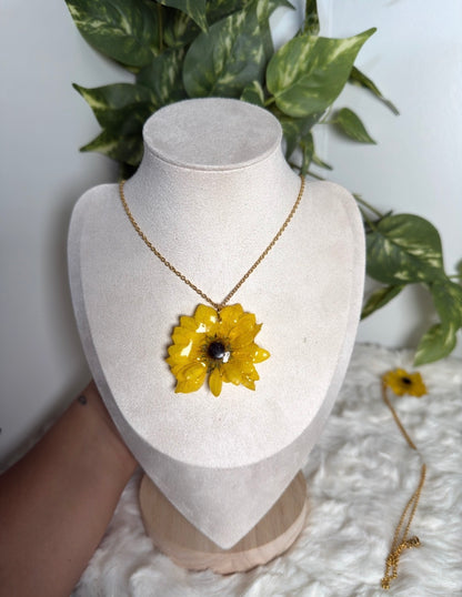Sunflower necklace