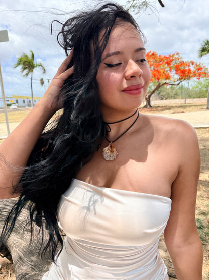 Flamboyan choker