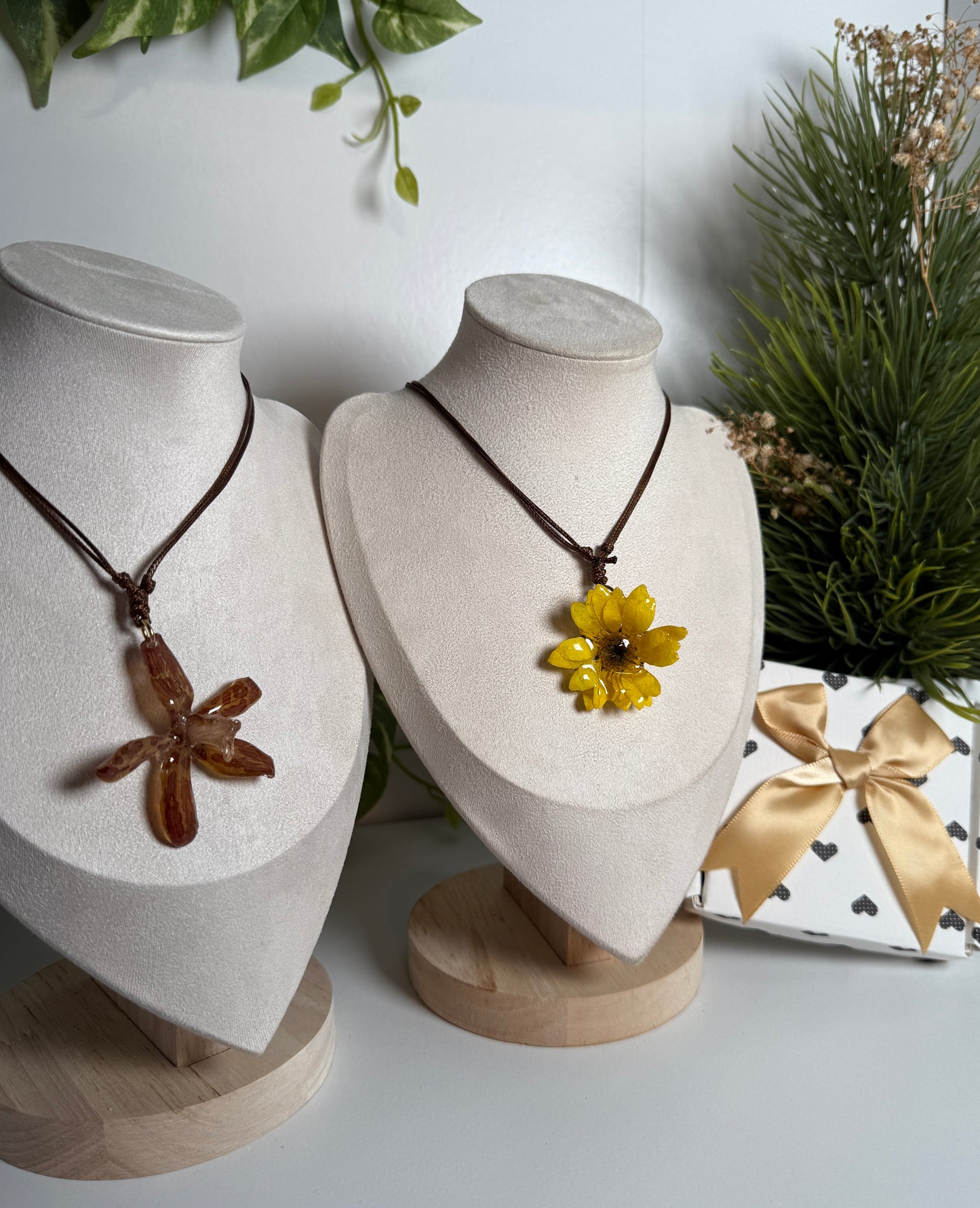 Sunflower Mini & Grammatophyllum Orchid Duo Necklace Set
